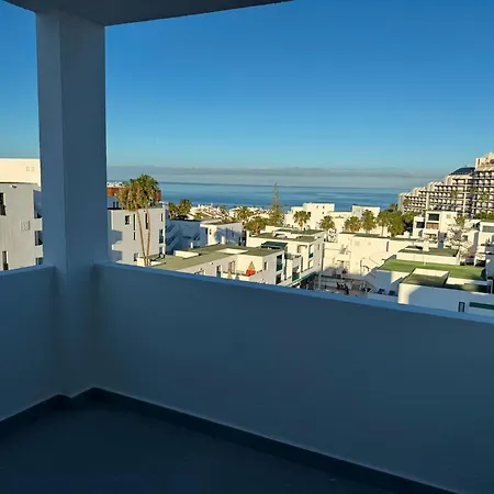 아파트 Sunset Bay 45 - Two Bed 아데제