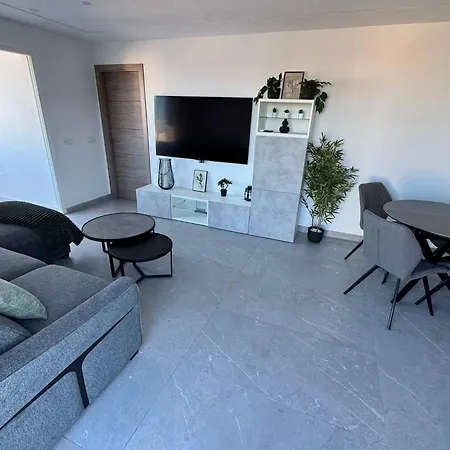 아파트 Sunset Bay 45 - Two Bed *
