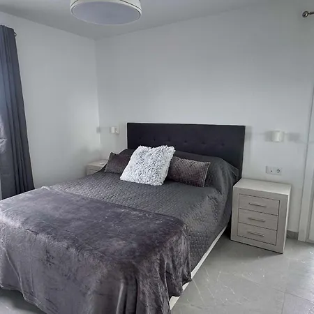 Sunset Bay 45 - Two Bed 아파트 *