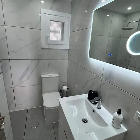 Sunset Bay 45 - Two Bed 아파트 *